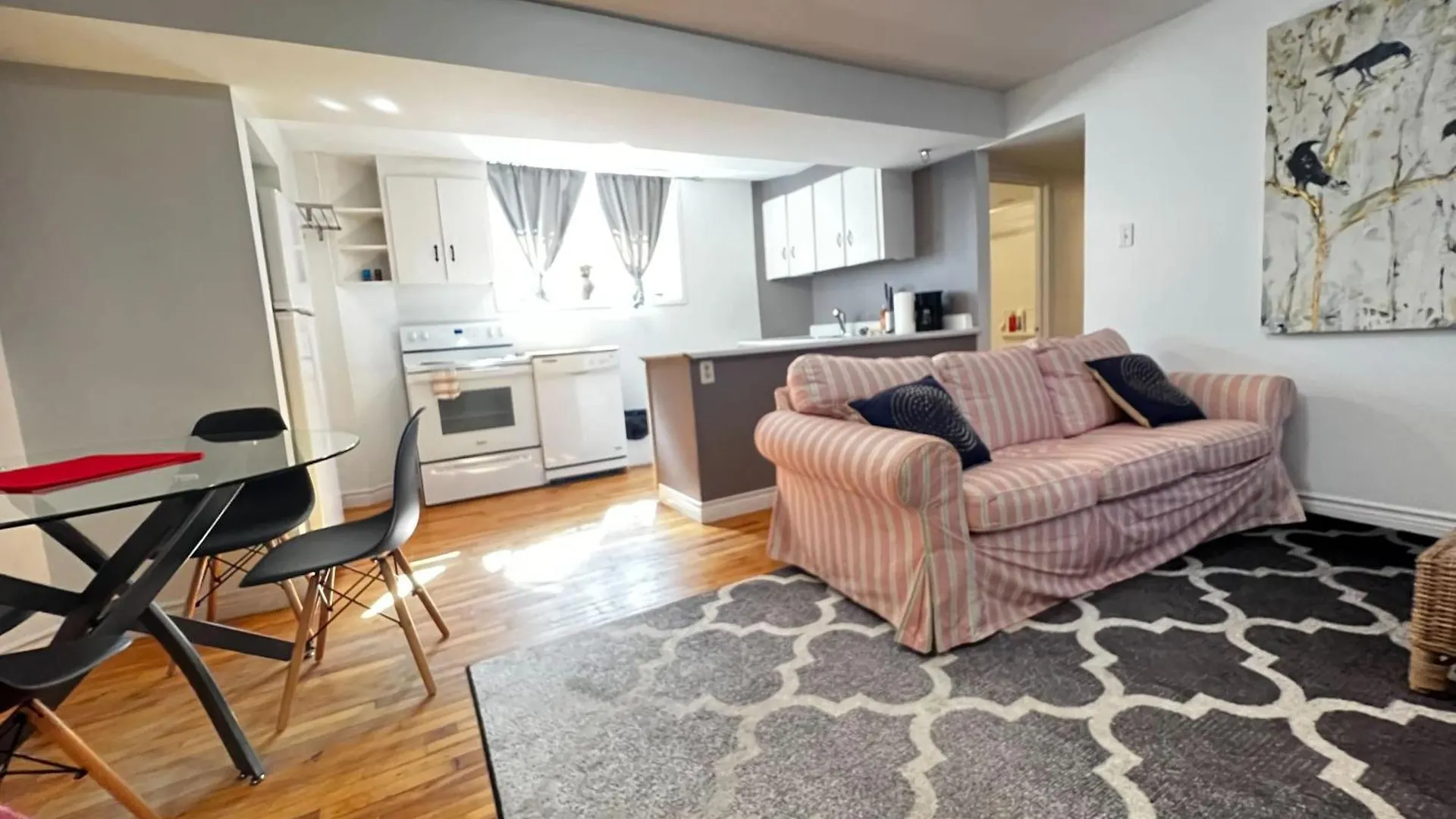 شقة Inglis Heritage Cozy 2-Bedroom Near Waterfront & Dining, Unit D هاليفاكس