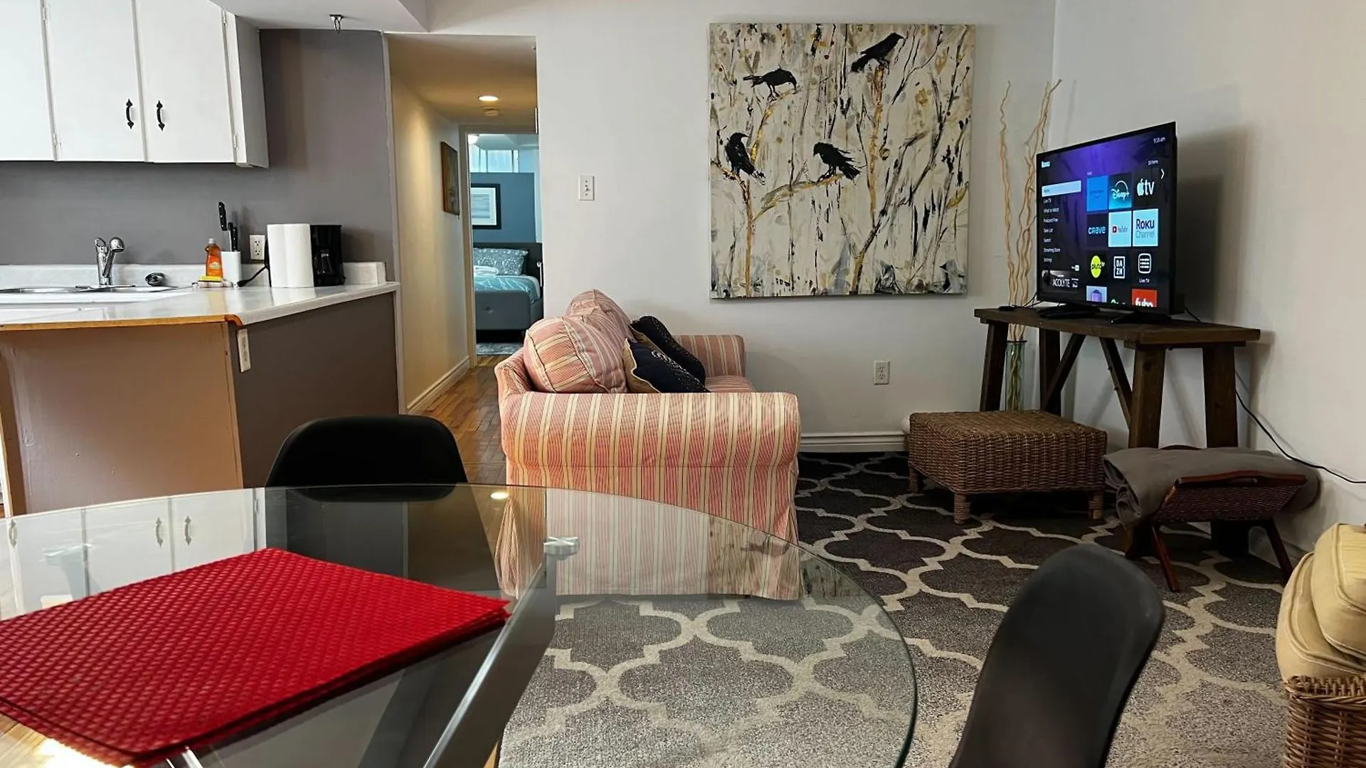 Inglis Heritage Cozy 2-Bedroom Near Waterfront & Dining, Unit D هاليفاكس كندا